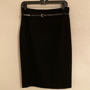 Express - black skirt with belt - Size 6